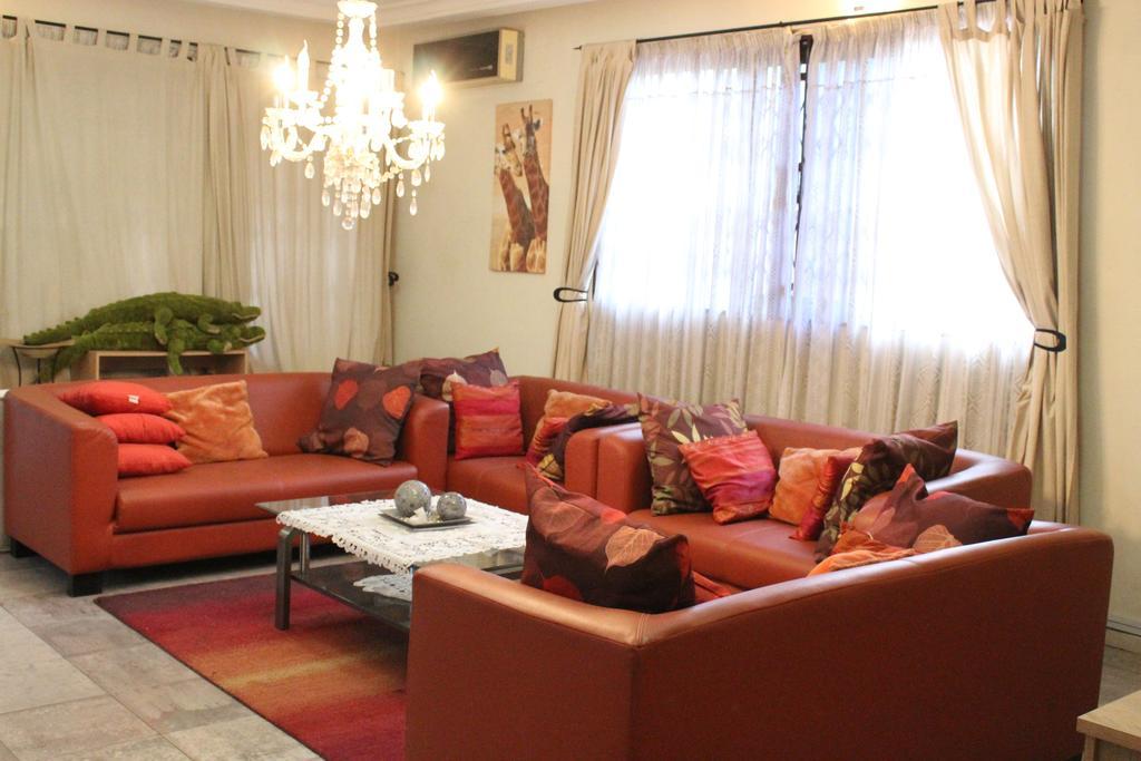 أكرا Negolodge المظهر الخارجي الصورة