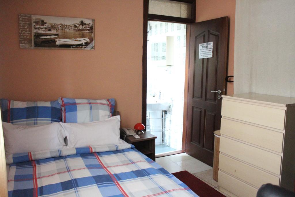 أكرا Negolodge المظهر الخارجي الصورة