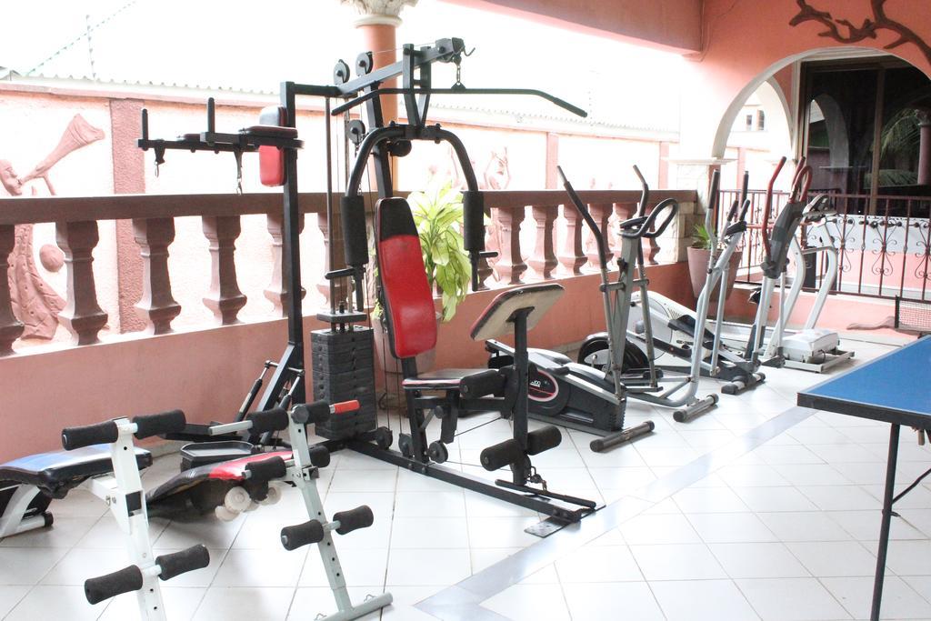 أكرا Negolodge المظهر الخارجي الصورة