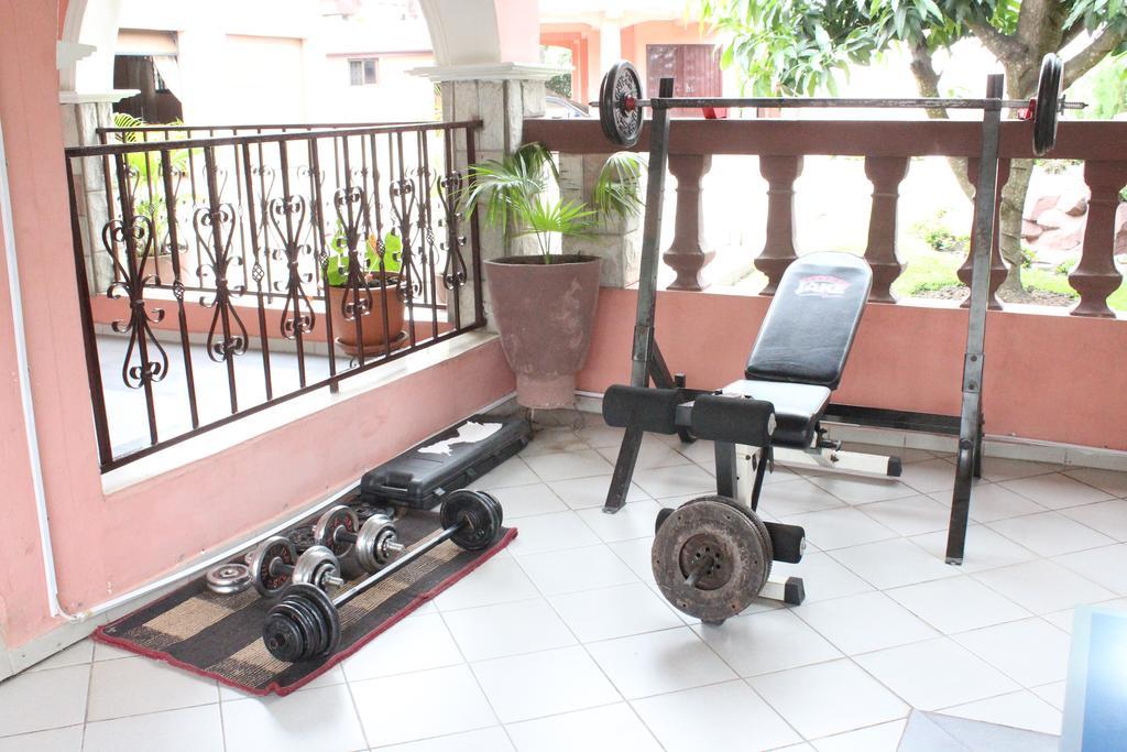 أكرا Negolodge المظهر الخارجي الصورة