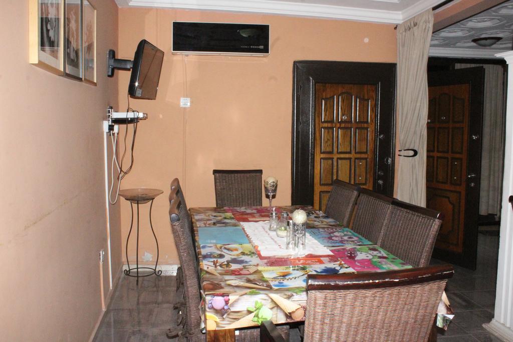 أكرا Negolodge المظهر الخارجي الصورة