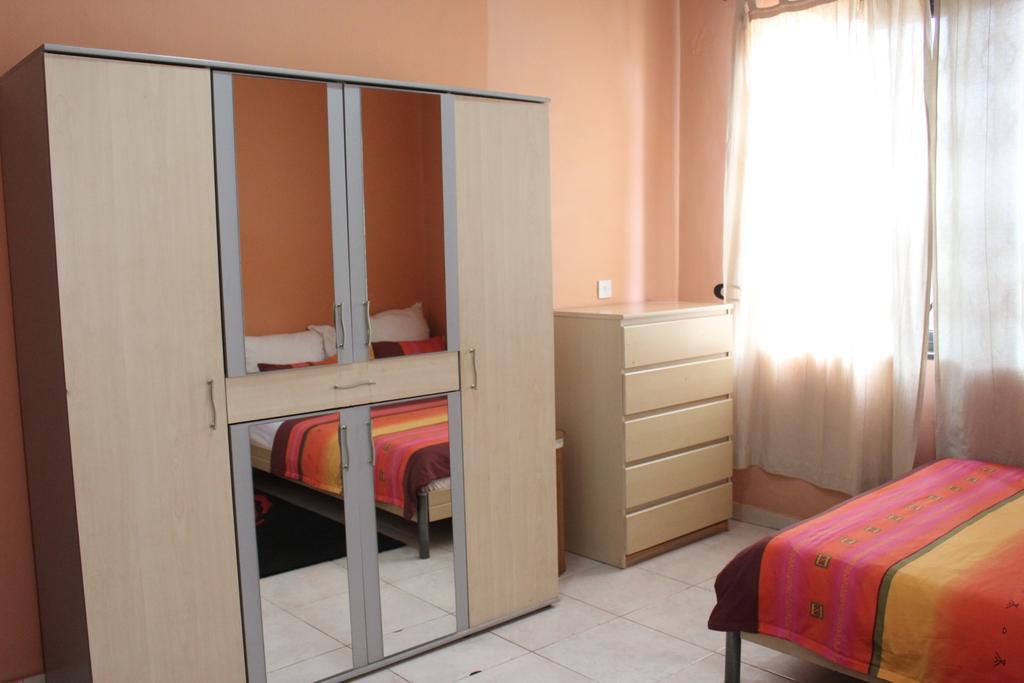 أكرا Negolodge المظهر الخارجي الصورة
