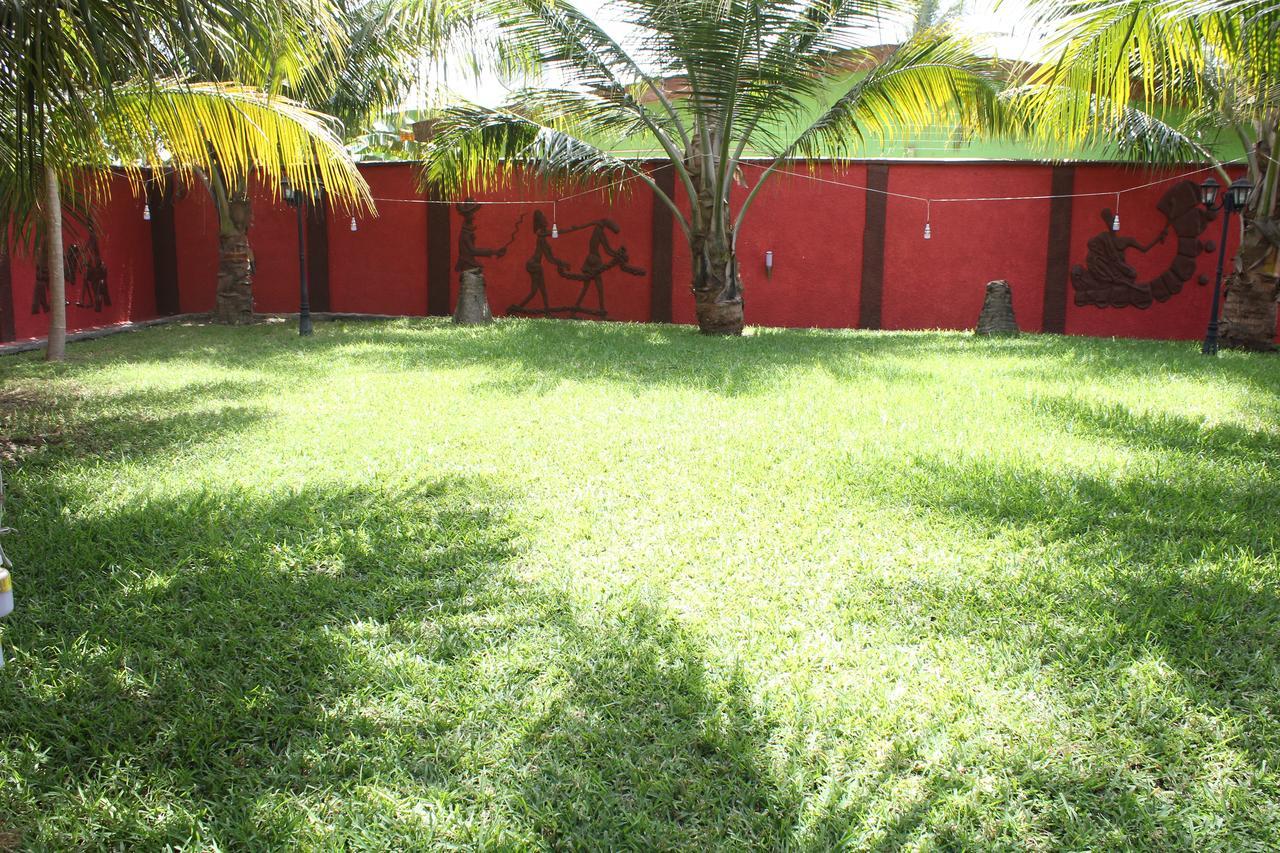 أكرا Negolodge المظهر الخارجي الصورة