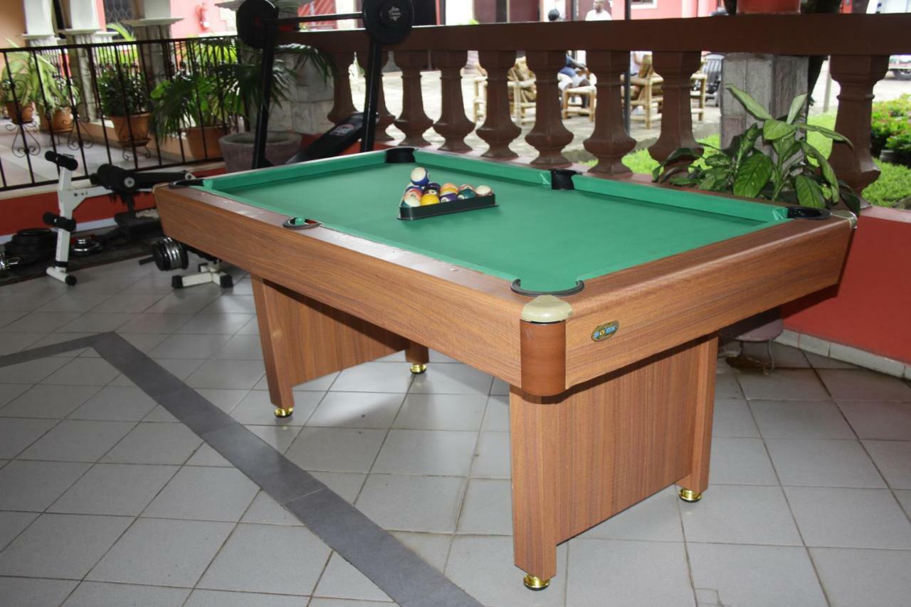 أكرا Negolodge المظهر الخارجي الصورة